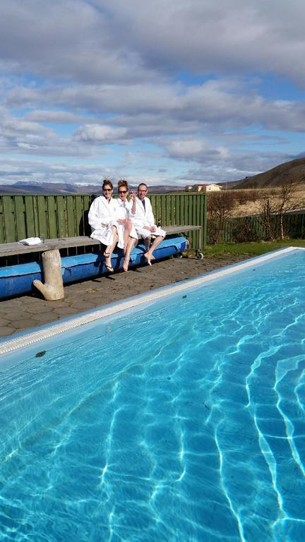 Hunavellir Guesthouse Blonduos Eksteriør billede